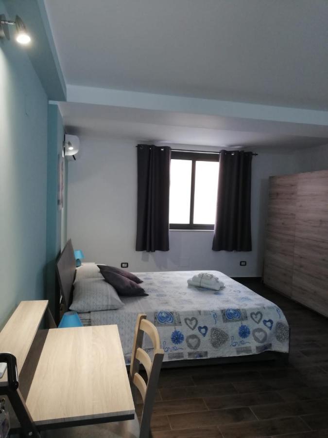 Siracusa Holiday House Hotel Szirakúza Kültér fotó