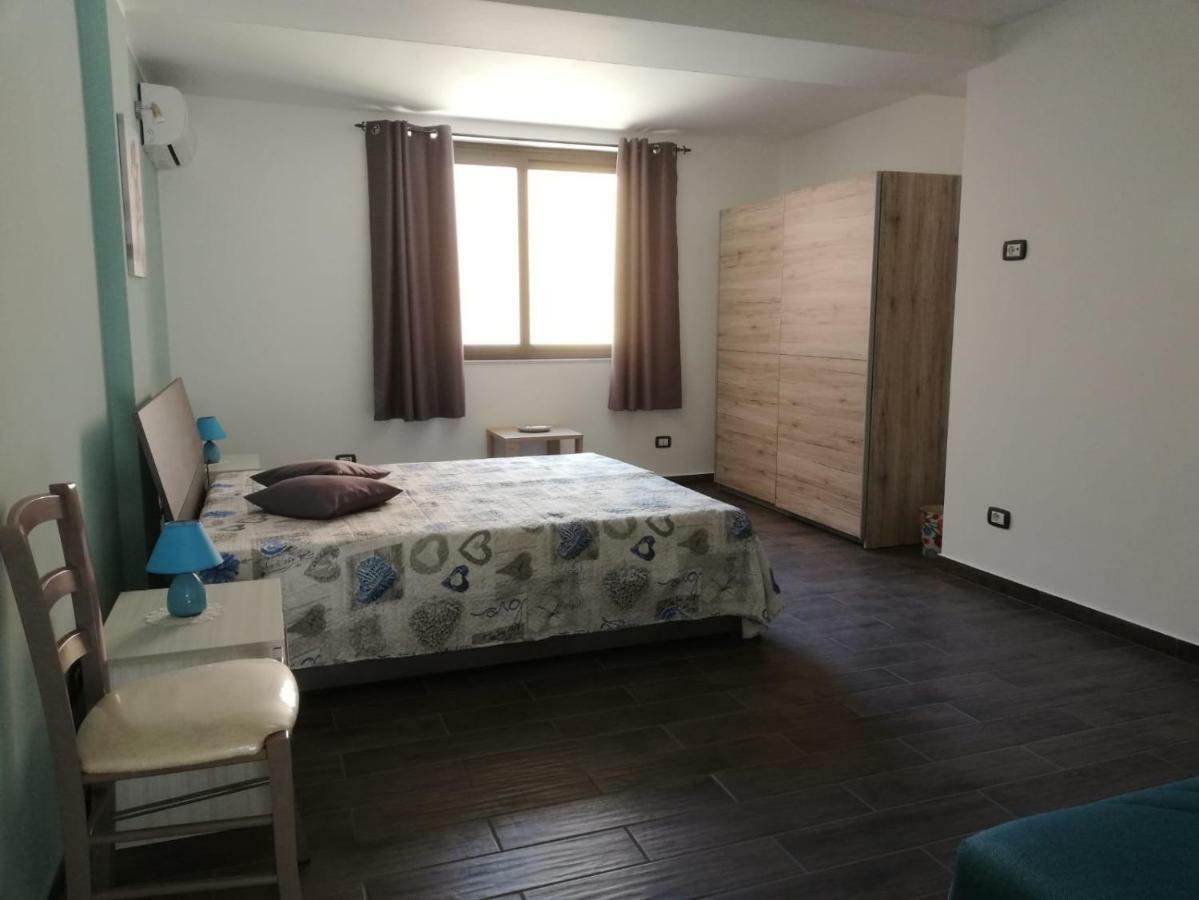 Siracusa Holiday House Hotel Szirakúza Kültér fotó